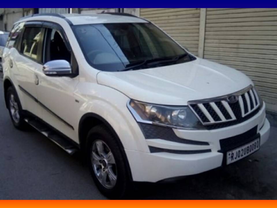 XUV MAHINDRA  REAR RIGHT