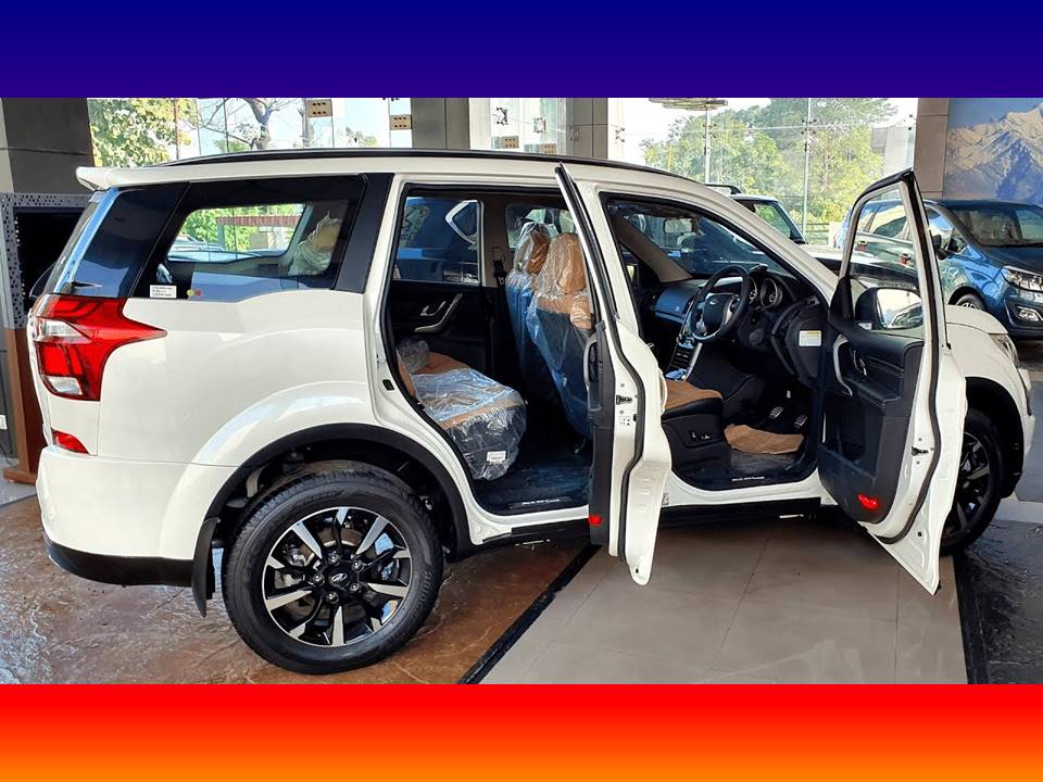 XUV MAHINDRA FRONT LEFT